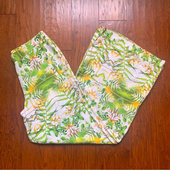 Dalia Collection Pants - ISO Dalia Collection Mirrored Tropics Flowy Wide Leg Pant - Size 8